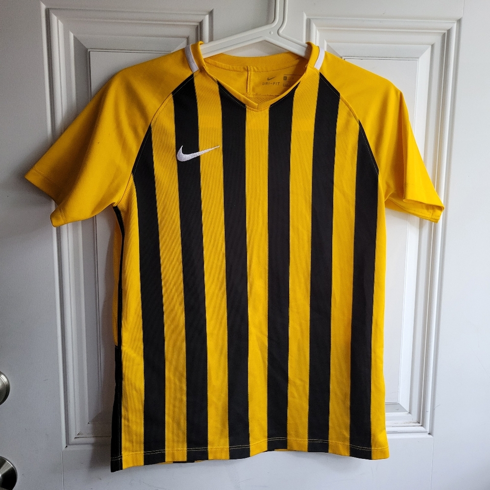 Nike Dri-Fit Yellow Shirt L